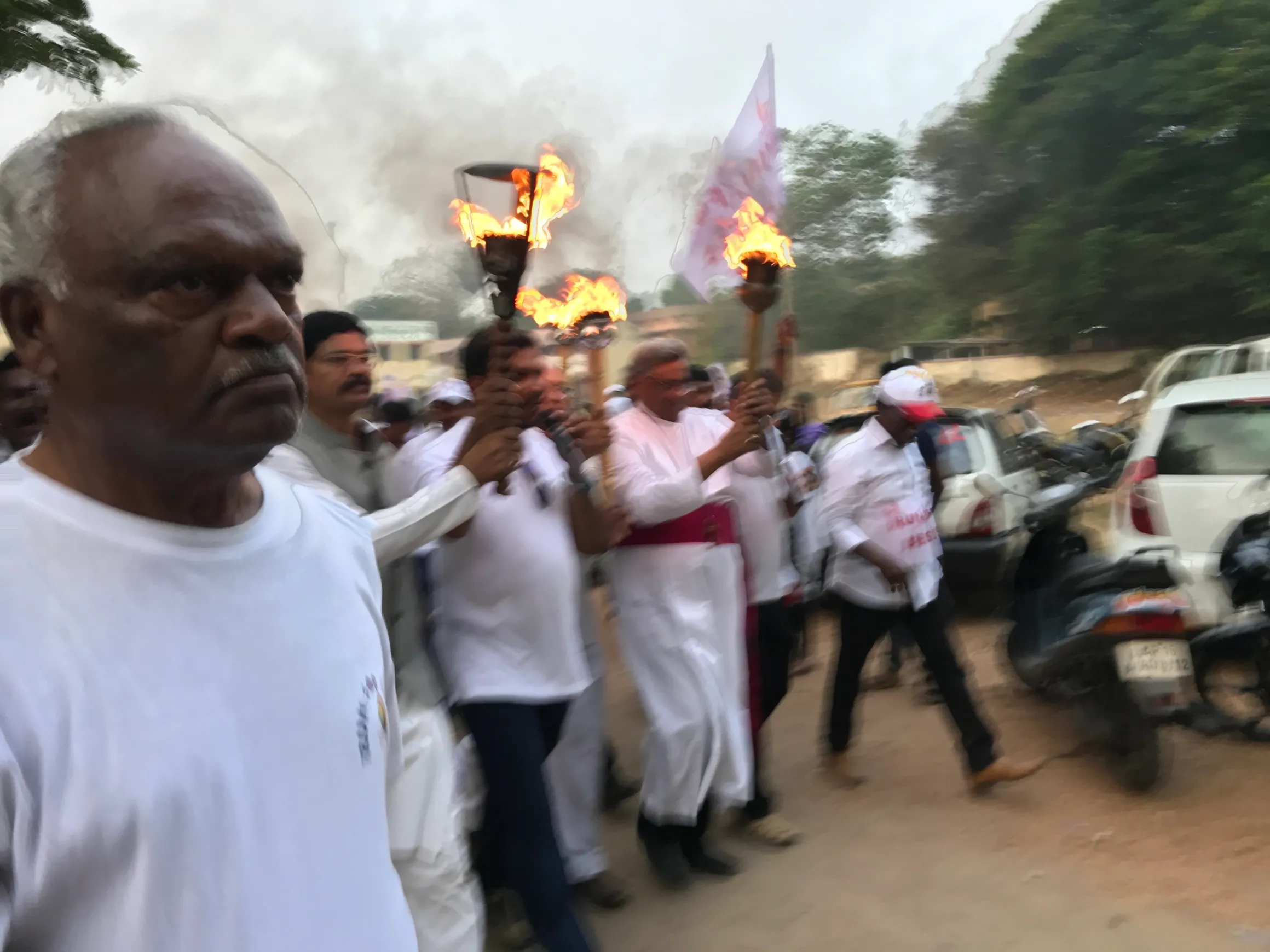 Run For Jesus — crowd gathering