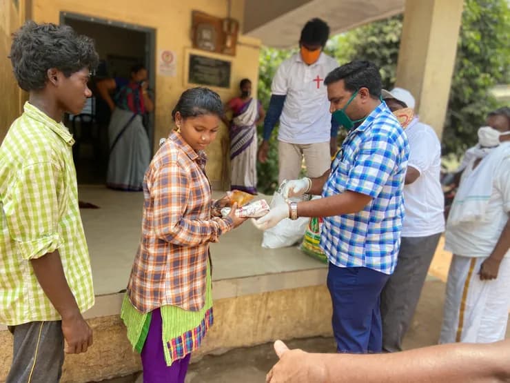 COVID feeding — children receiving meals