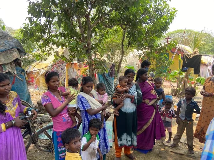 COVID feeding — distribution lines in the village